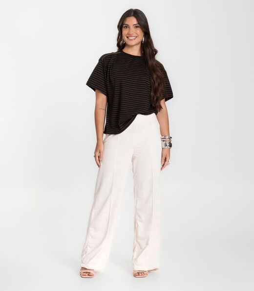 T- Shirt Feminina Infinita Cor Preto