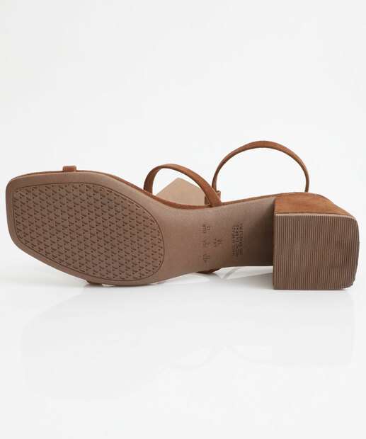 Sandália Feminina Salto Grosso Via Uno Marrom