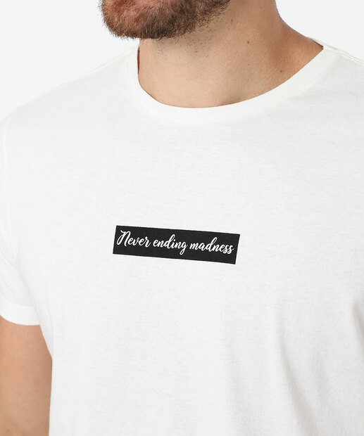 Camiseta Masculina Estampa Frase Marisa Off White