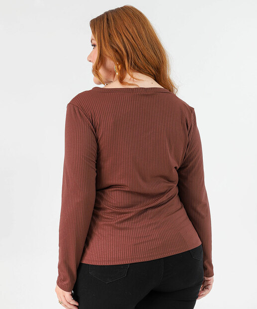 Blusa Plus Size Feminina Canelada Marisa Marrom