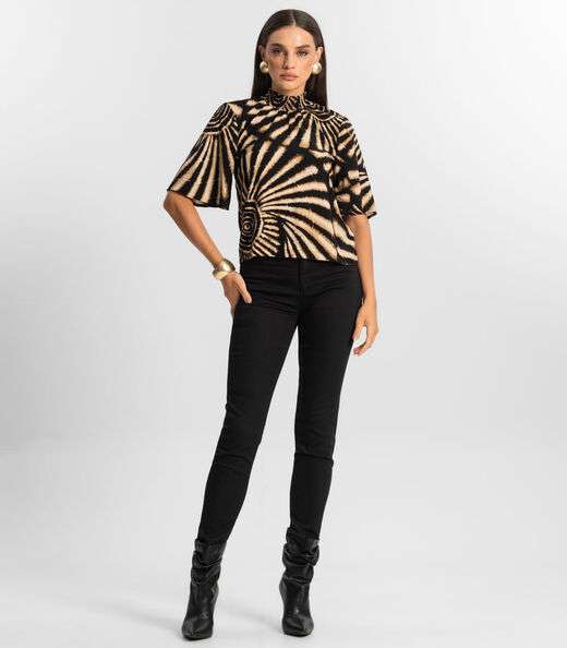 Blusa Manga Flutuante de Viscose Endless Preto