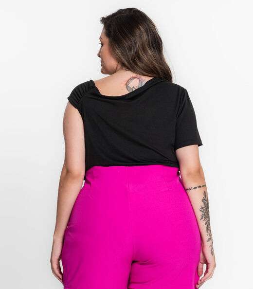 Blusa Feminina Plus Size Em Malha Soft Secret Glam Preto