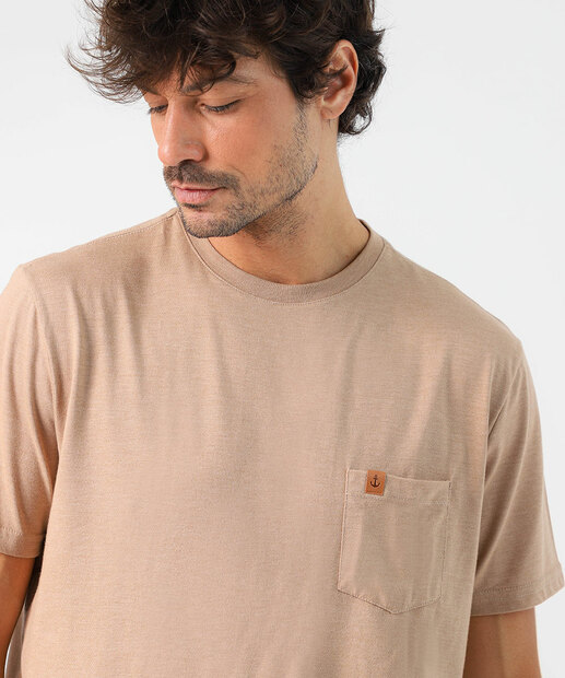 Camiseta Masculina Marisa Marrom