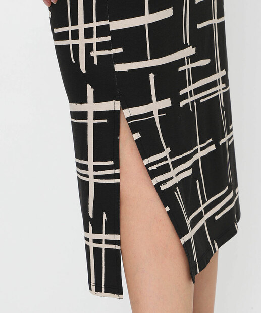 Vestido Midi Feminino Quadriculado Marisa Preto