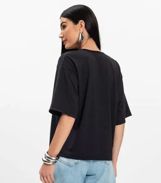 Blusa Feminina Devote V Infinita Cor Preto