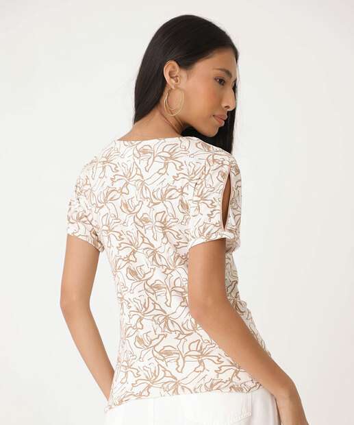Blusa Feminina Estampa Flores Manga Curta Marisa
