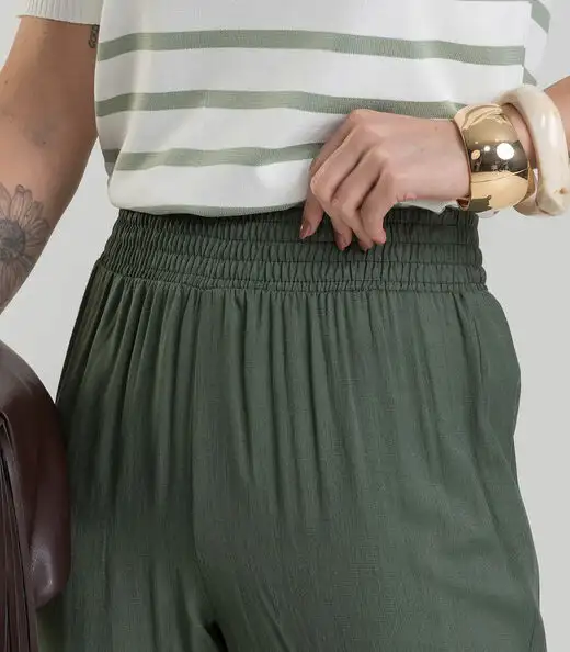 Calça Feminina Aladim em Tecido Viscose Dianna Verde