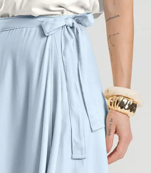 Saia Feminina Midi Envelope Dianna Azul