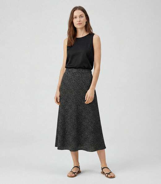 Image_Saia Midi Com Recorte Nas Costas Infinita Cor Preto