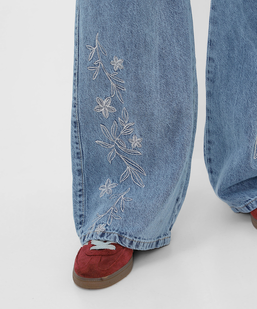 Calça Wide Leg Bordado Feminina Jeans Marisa Azul