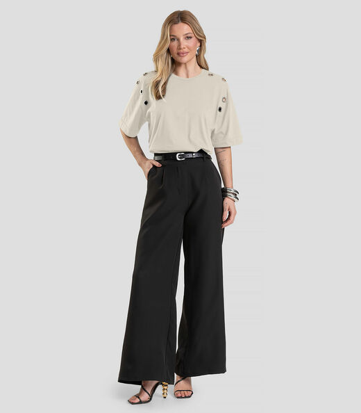 T- Shirt Oversized Feminina com Ilhós Dianna Bege