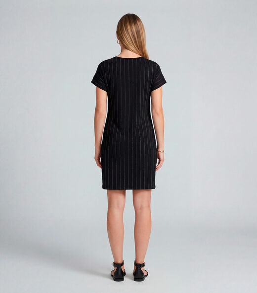 Vestido Básico Com Gola Redonda Infinita Cor Preto