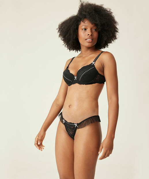 Calcinha String Renda Babado Marisa  