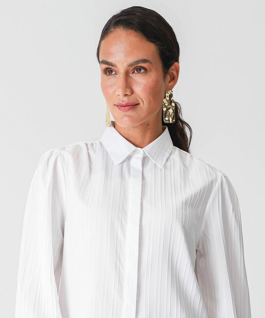 Camisa Feminina Textura Manga Longa Marisa Bege