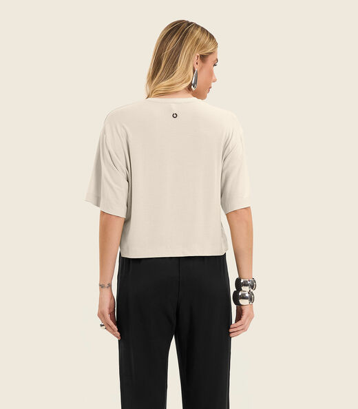 T- Shirt Feminina em Viscose Creponada Endless Bege