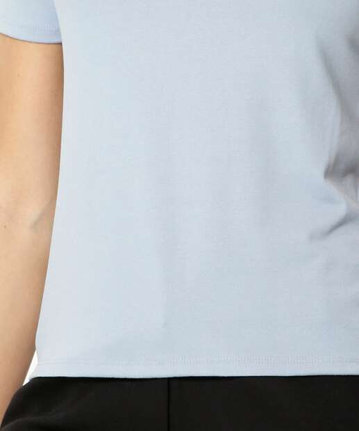 Blusa Feminina Manga Curta Pregas Marisa