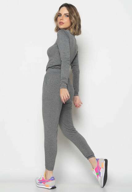 Conjunto  Comfy Com Blusa Manga Longa e Jogger Recorte Malha Grafite