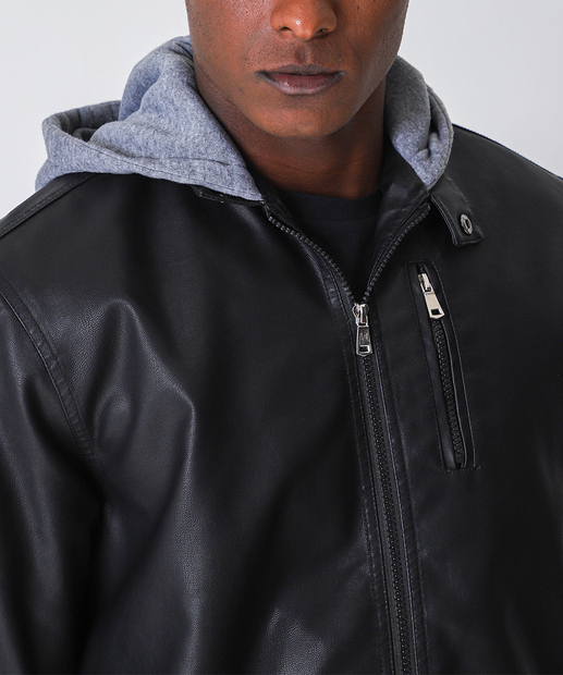 Jaqueta Masculina Capuz Bolsos Marisa Preto