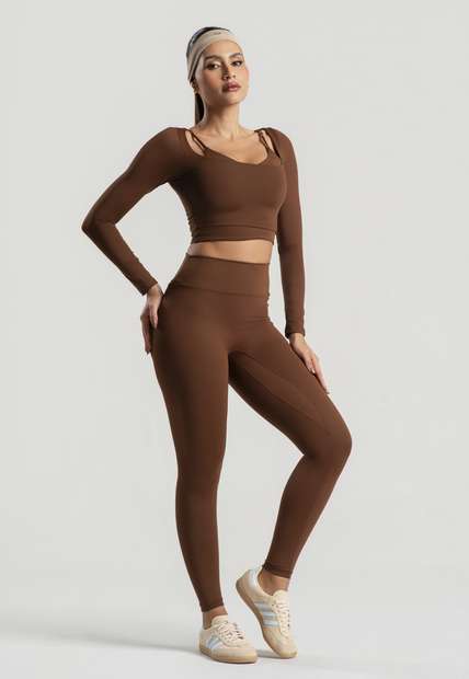 Cropped Manga Longa Decote Quadrado Marrom Wemood