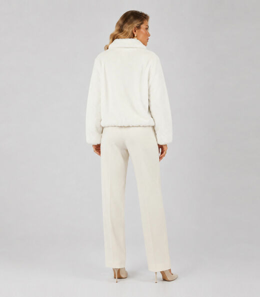 Jaqueta Feminina Bomber Peluciada Forrada Aishty Branco