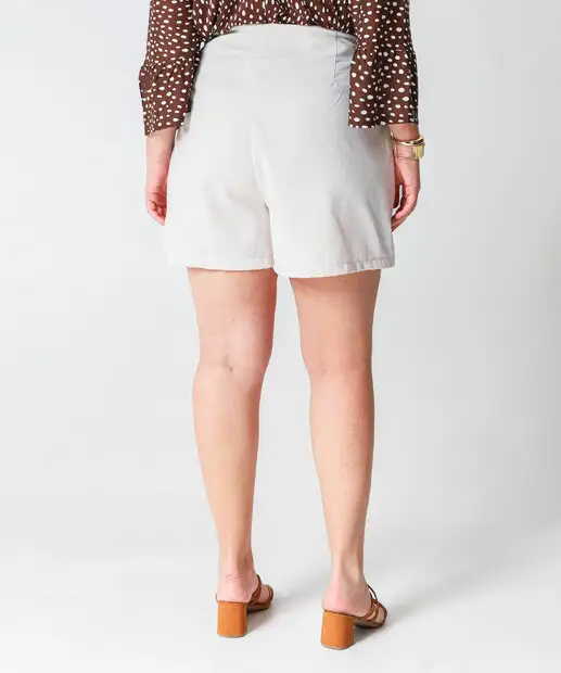 Shorts Saia Plus Size Feminino Marisa Bege