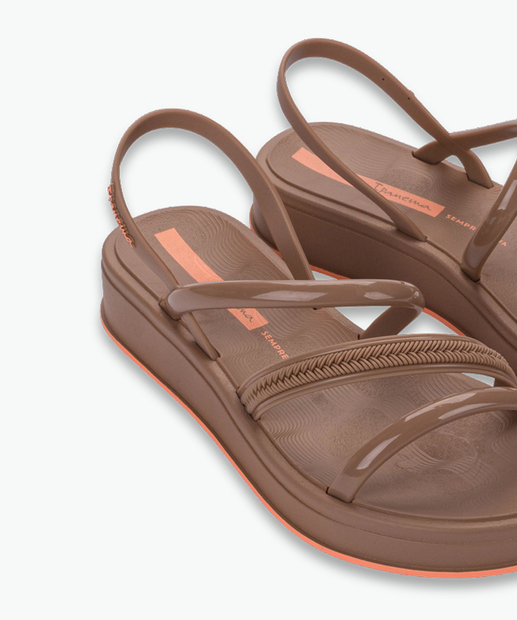 Sandália Feminina Flatform Glow Up Ipanema Marrom
