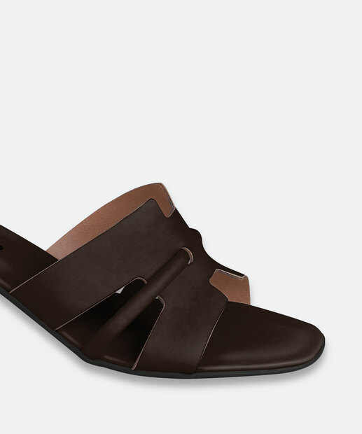 Tamanco Feminino Salto Grosso Renata Mello Marrom 