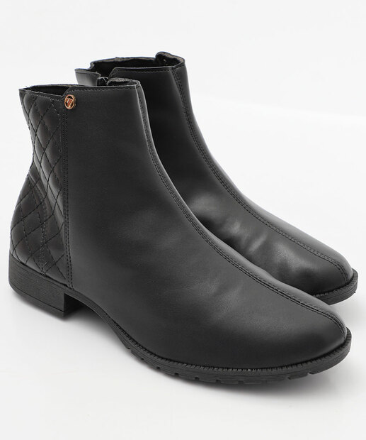 Bota Feminina Cano Curto Matelassê Via Uno Preto