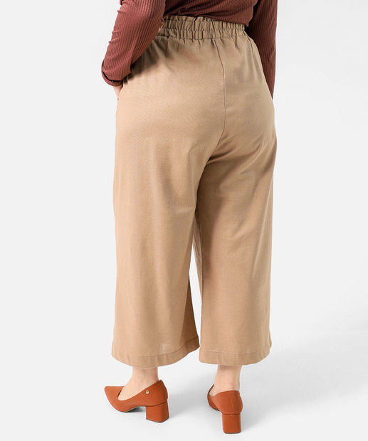 Calça Plus Size Feminina Pantacourt Marisa Bege