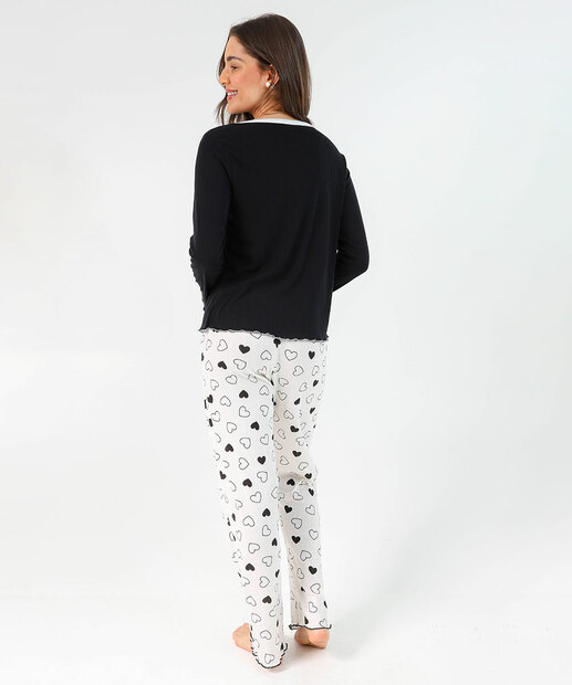 Pijama Feminino Estampado Manga Longa Marisa Preto