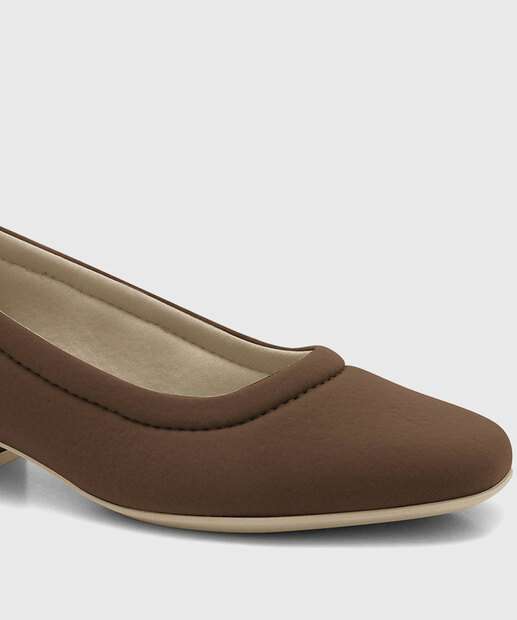 Scarpin Feminino Salto Grosso Comfortflex Marrom