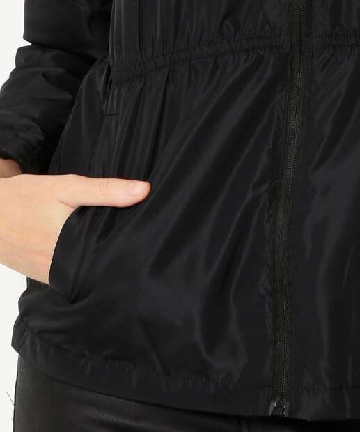 Jaqueta Feminina Capuz Bolsos Marisa