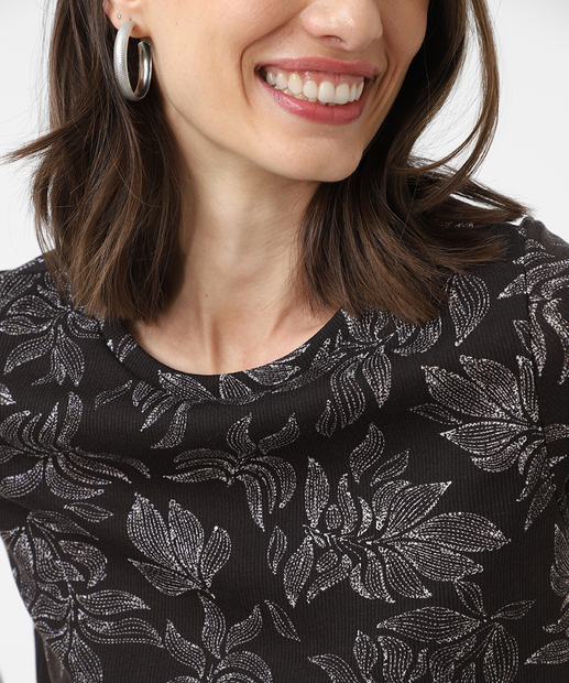 Blusa Feminina Canelada Estampada Marisa Marrom