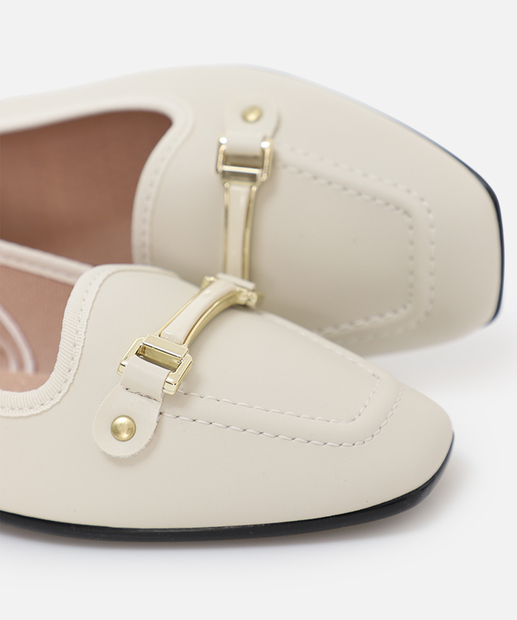 Sapatilha Feminina Bico Quadrado Moleca Off White