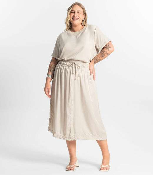 Blusa Acetinada Plus Size Secret Glam Bege