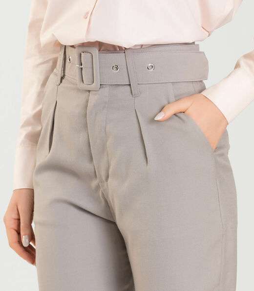 Calça Cenoura Feminina Com Cinto Dianna Baunilha