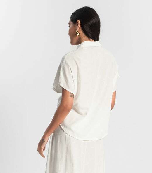 Camisa de Viscose Feminina Manga Curta de Botão Bege
