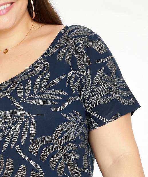 Blusa Plus Size Feminina Estampa Folhas Marisa