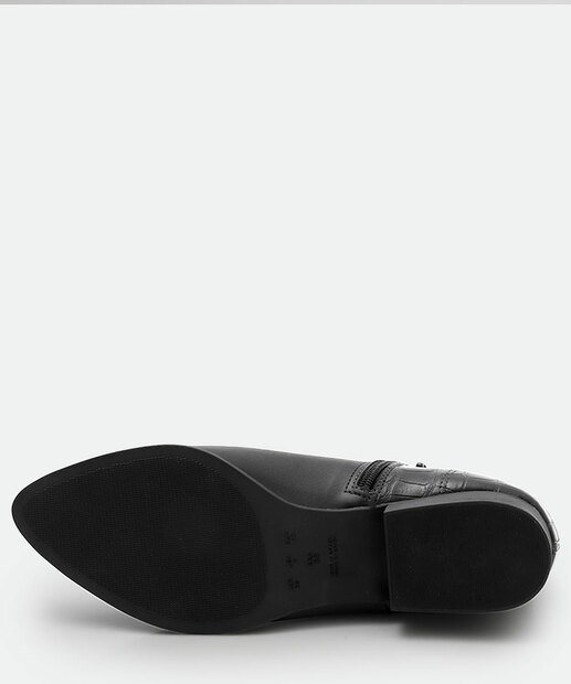 Bota Feminina Cano Curto Bico Fino Via Uno Preto