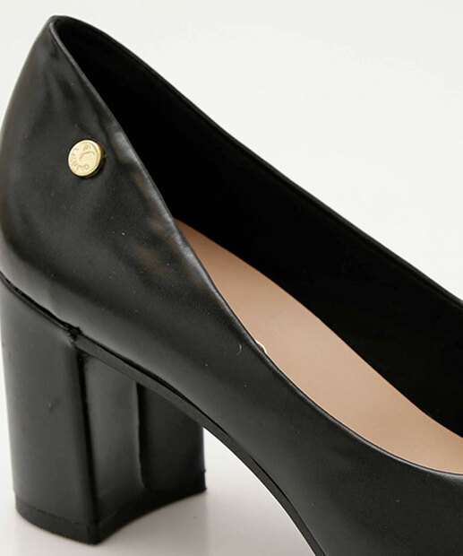 Scarpin Feminino Bico Quadrado Salto Grosso Via Uno