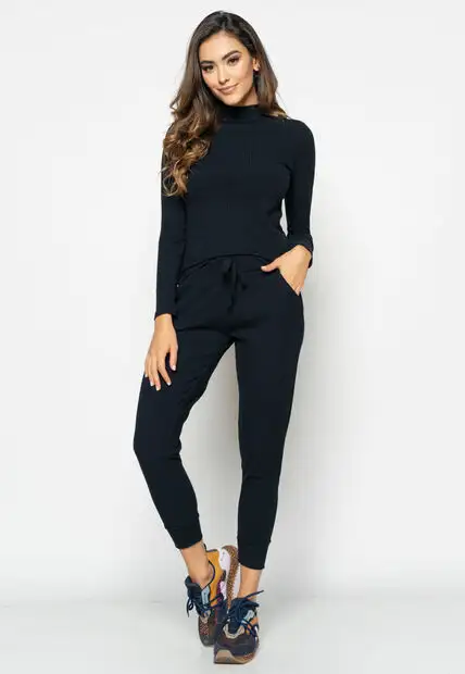 Blusa  Gola Alta Manga Longa Malha Canelada Preta