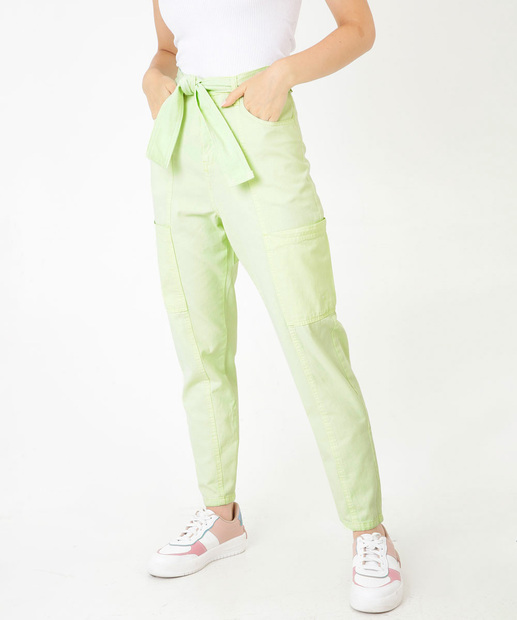 Calça Clochard Feminina Sarja Cargo Marisa