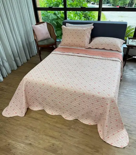 Cobreleito Queen Corações Dupla Face Lepper Rosa