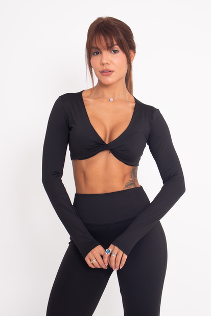 Conjunto Fitness Cropped e Calça Flare em Poliamida Preto Wemood