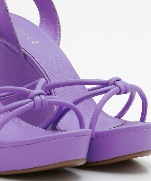 Sandália Plataforma Feminina Tiras Bebecê 