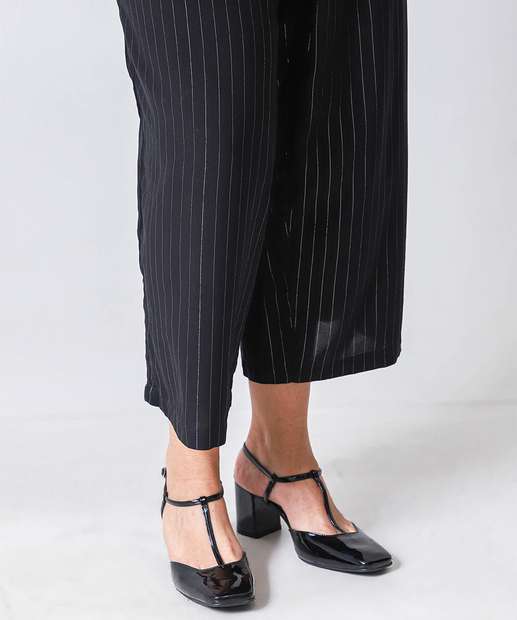 Macacão Plus Size Feminino Pantacourt Lurex Marisa Preto