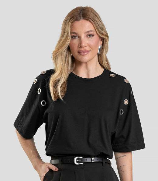 Image_T- Shirt Oversized Feminina com Ilhós Dianna Preto