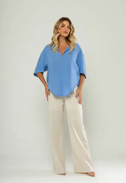 Blusa Ampla Manga Curta E Decote V Azul Salvatore