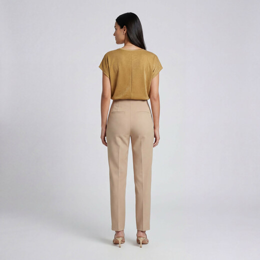 Blusa Feminina Manga Cavada Infinita Cor Marrom