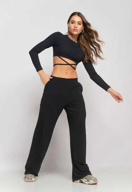 Calça Wide Leg Com Bolso Moletinho Preto Salvatore